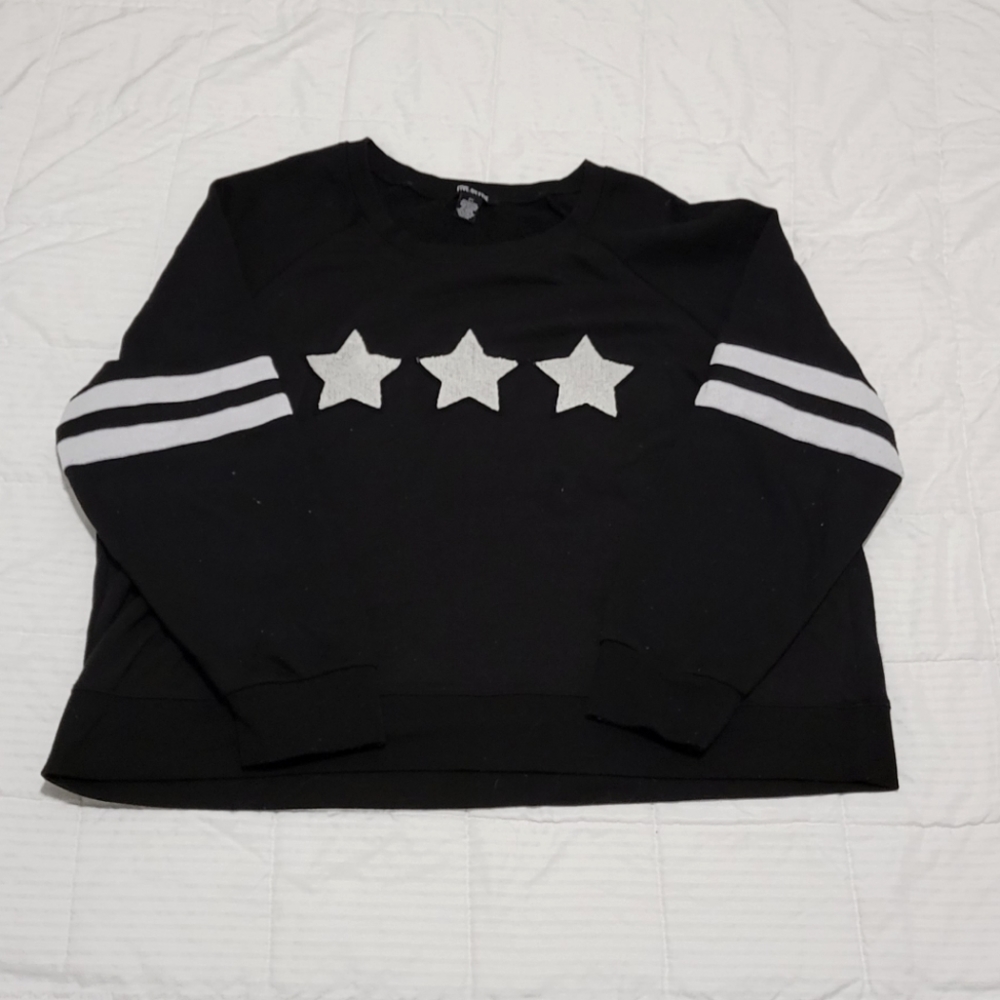 Black and white stars sweater 2x